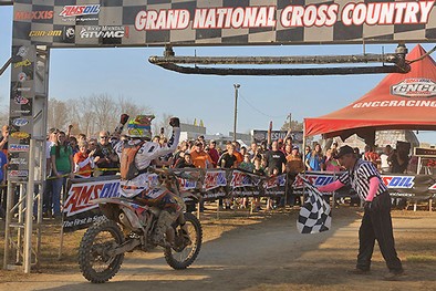 AMSOIL 100% Synthetic Oil for Dirt Bikes